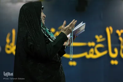 آغاز سال جدید در جوار شهدا
