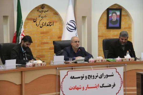 قهرمانان واقعی در حوزه‌های مختلف باید معرفی شوند