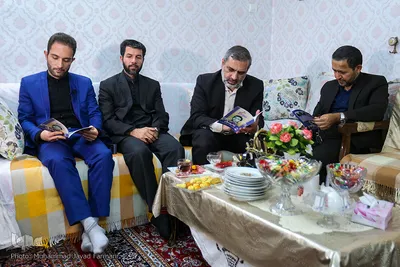 دیدار جامعه قرآنی با خانواده شهیدان عبدالهی