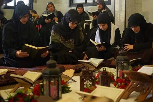 الهيئات النسائية في لبنان تحيي أمسية قرآنية رمضانية في النبطية + صور