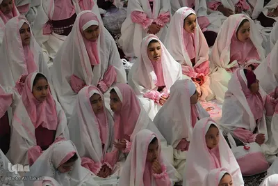 جشن تکلیف ۱۵۰۰دختر ملایری