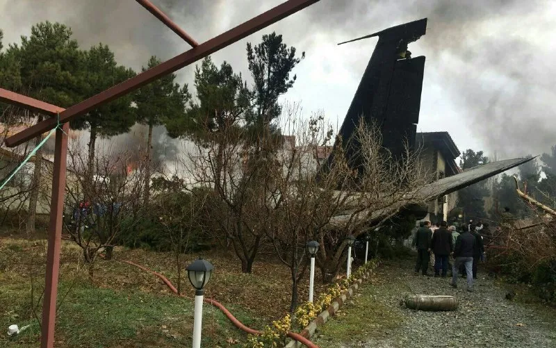 İran'da kaza; kargo uçağı düştü