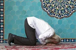 الصلاة في مقدمة الفرائض