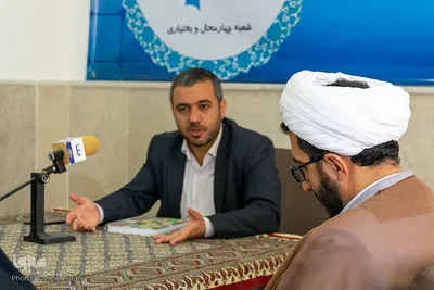 میزگرد بررسی فعالیت‌های قرآنی دانشگاه‌های چهارمحال‌وبختیاری