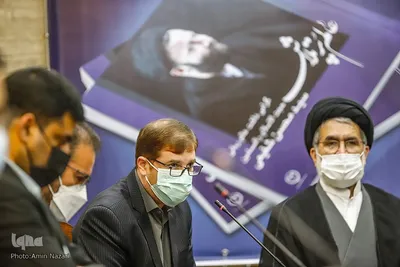 رونمایی از کتاب عکس «عالم پر تلاش»