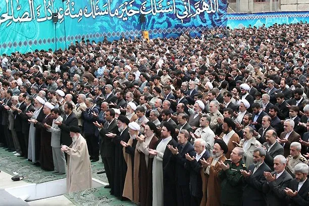 برگزاری ویژه‌برنامه‌های «عید بندگی» در نماز عید سعید فطر