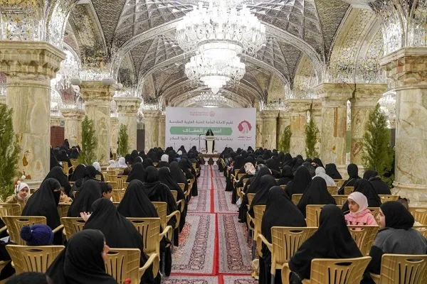 إقامة المحفل النسوي المركزي تيمنًا بذكرى ولادة السيّدة الزهراء (ع) في النجف + صور