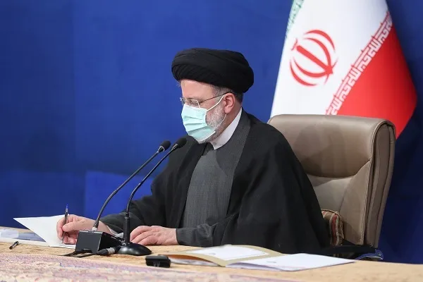 رئیس جمهور درگذشت همسر آیت‌الله استادی را تسلیت گفت