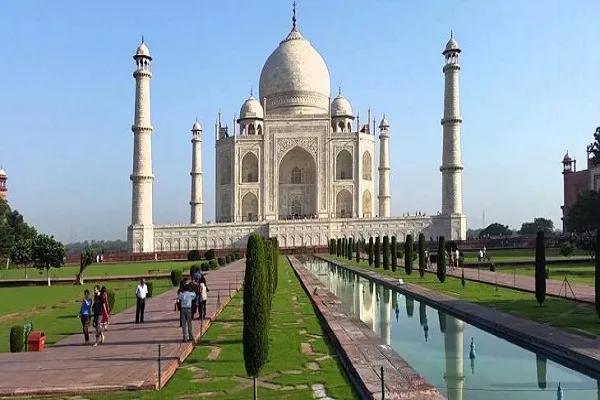 India: las oraciones diarias al Taj Mahal están prohibidas