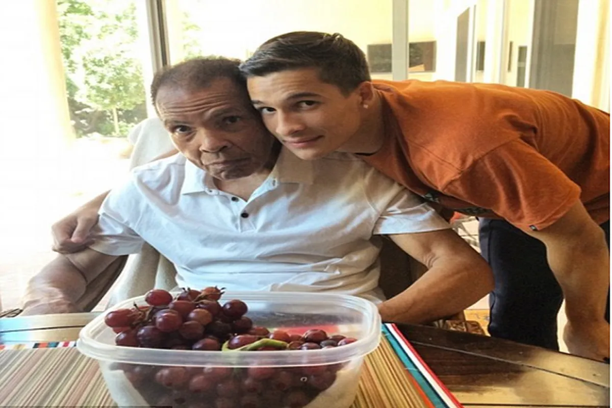 Cucu Legenda Tinju Muhammad Ali Berbicara tentang Ketertarikannya pada Islam dan Alquran
