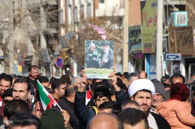 راهپیمایی روز بصیرت در ملایر