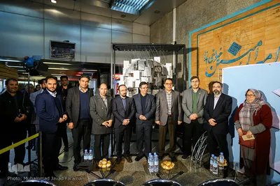 رونمایی از سازه کتاب تصویری دکتر شریعتی