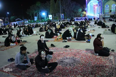 احیای شب نوزدهم ماه مبارک رمضان در امامزاده سید جعفر محمد(ع ) یزد
