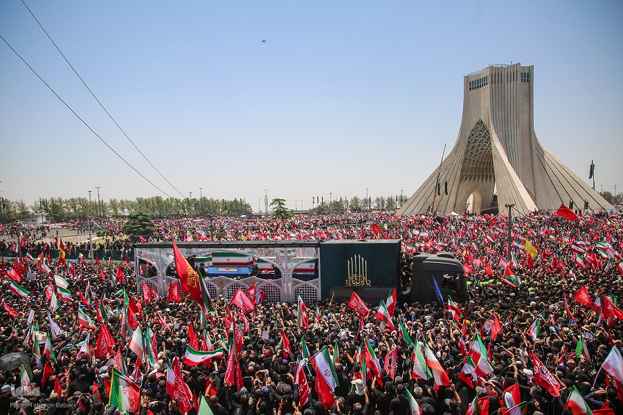 تشییع رهبر شهید