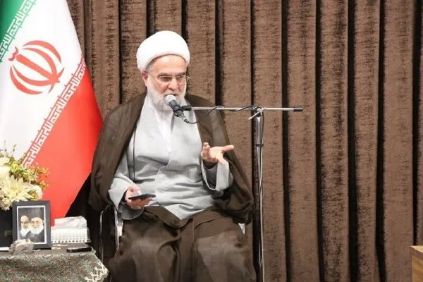 القای امید به معنای غفلت از طرح نگرانی‌ها نیست