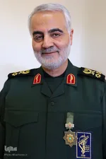 اعطای نشان عالی ذوالفقار به فرمانده نیروی قدس سپاه