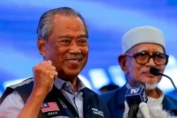 Muhyiddin Yassin Gains Backing for PM Bid after Indecisive Election in Malaysia