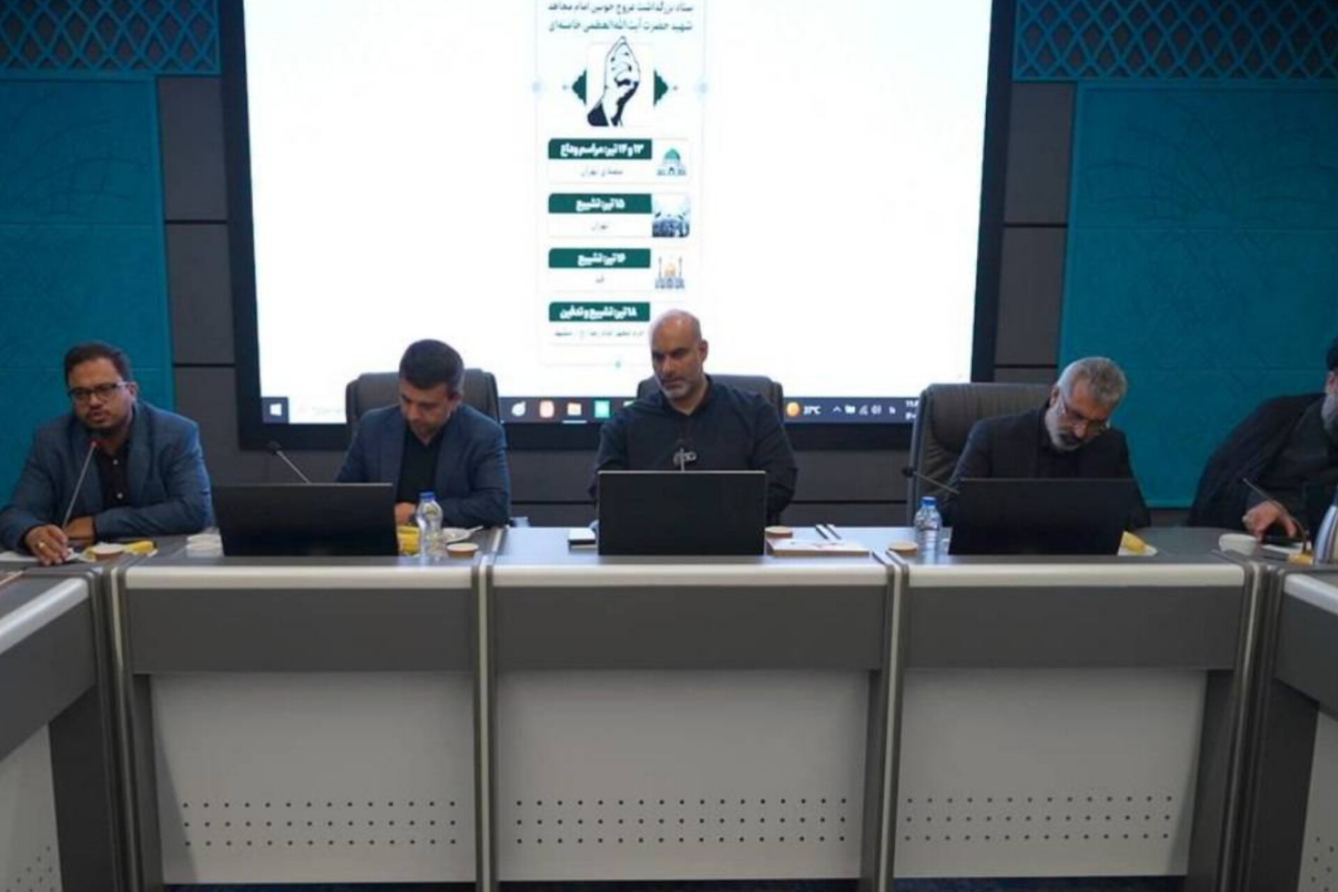 تشییع امام شهید؛ بزرگترین رستاخیز ملی و نماد وحدت امت اسلامی