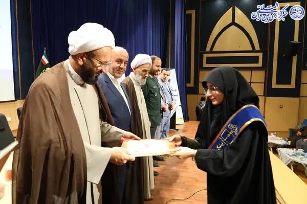 همایش نخبگان و کارگزاران بسیجی مازندران در ساری