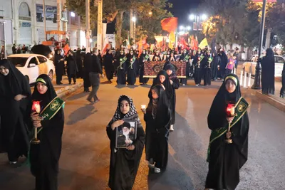دسته عزاداری بانوان ملایری در شام غریبان قائدشهید امت
