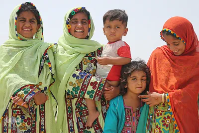 زه دوزی زنان بلوچ‎