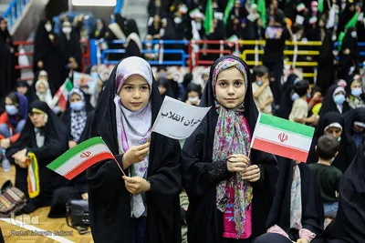 جشن بزرگ دختران انقلاب