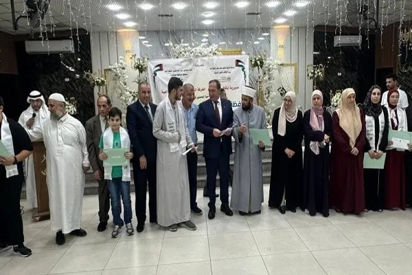 تكريم 272 حافظاً وحافظة للقرآن في 