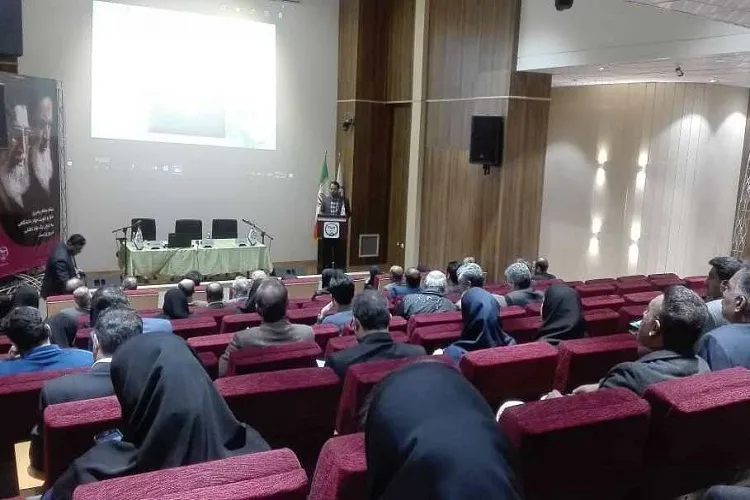 برپایی رویداد كارآفرینی دورهمی «تازه شو» در فارس
