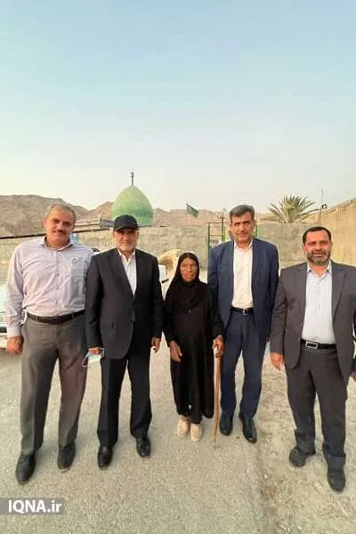 استاندار بوشهر از امامزاده میراحمد بن موسی الکاظم(ع) بازدید کرد + عکس