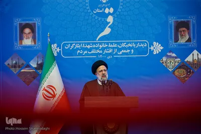 دیدار رئیس جمهور با نخبگان، علما، خانواده شهدا ،ایثار گران و جمعی از اقشار مردم