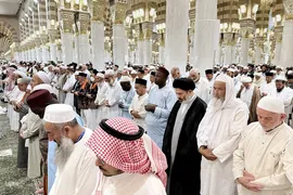 نماز جماعت در مسجد النبی