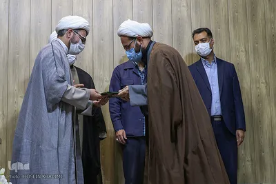 آیین تکریم و معارفه رئیس اداره امور قرآنی و معاون فرهنگی اداره کل تبلیغات اسلامی استان مرکزی