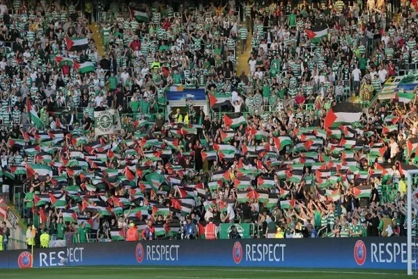 Celtic maçında Filistin'e destek veren taraftar grubu tribüne alınmadı