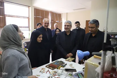 بازدید معاون رئیس جهاددانشگاهی کشور از مراکز صنعتی و شرکت‌های دانش‌بنیان آذربایجان شرقی
