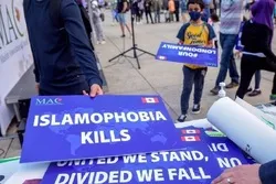 Chef der Menschenrechte in Alberta nach islamfeindlichen Kommentaren zu Rücktritt gezwungen