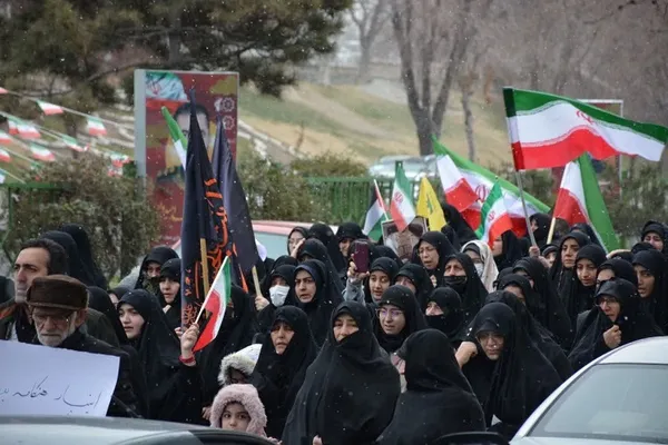 تجمع دانشگاهیان تبریز در سوگ شهادت رهبر معظم انقلاب