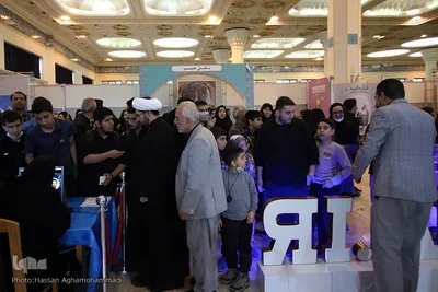 غرفه ایکنا در دهمین شب از نمایشگاه بین‌المللی قرآن کریم 