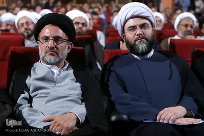 حجت‌الاسلام محمد قمی، رئیس جدید سازمان تبلیغات اسلامی و حجت‌الاسلام مهدی خاموشی، رئیس سابق سازمان تبلیغات اسلامی