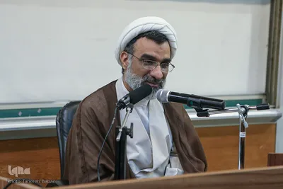 نخستین دوره مناظرات علوم انسانی اسلامی