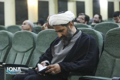  حجت‌الاسلام والمسلمین علی تقی‌زاده