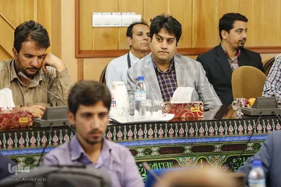 نشست صميمي فرمانده سپاه فجر شیراز با اصحاب رسانه