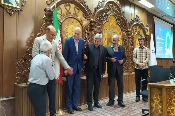 جلسه تفسیر قرآن ویژه مدیران اجرایی آذربایجان‌شرقی