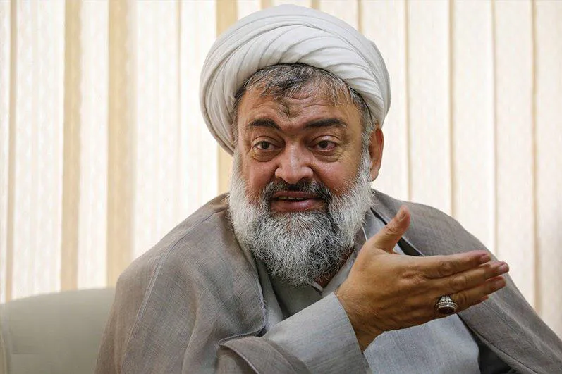 پیامبر(ص) چند بار امیرالمؤمنین را به عنوان جانشین معرفی کرد