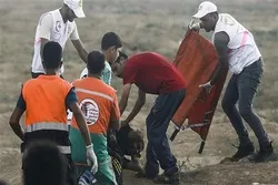 Palestinian Teenager Killed, Hundreds Injured in Gaza by Israeli Forces