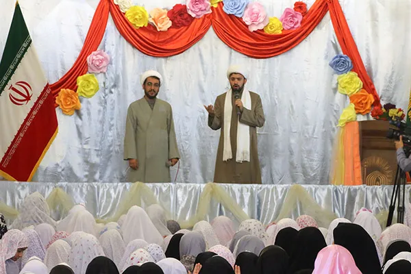 جشن تکلیف دانش‌آموزان در حرم مطهر رضوی