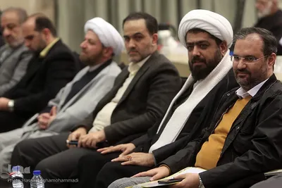 آیین افتتاحیه هفدهمین نشست تخصی استادان، قاریان و حافظان ممتاز قرآن کریم