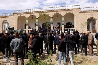 آیین نخل گردانی در روز عاشورا در روستای درخش