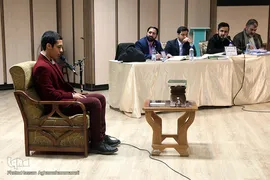 بخش رقابت‌های حفظ قرآن برادران سیزدهمین جشنواره قرآنی مدهامتان در حرم امام خمینی(ره)