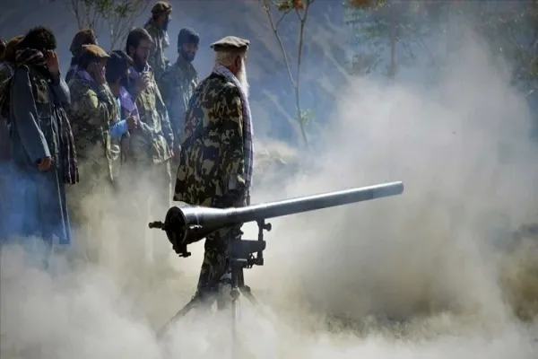   د افغانستان او پاکستان سرحدي جګړه خطرناک پړاو ته ورسیدله