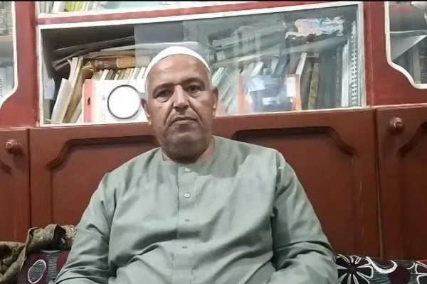 عالم أزهري: 